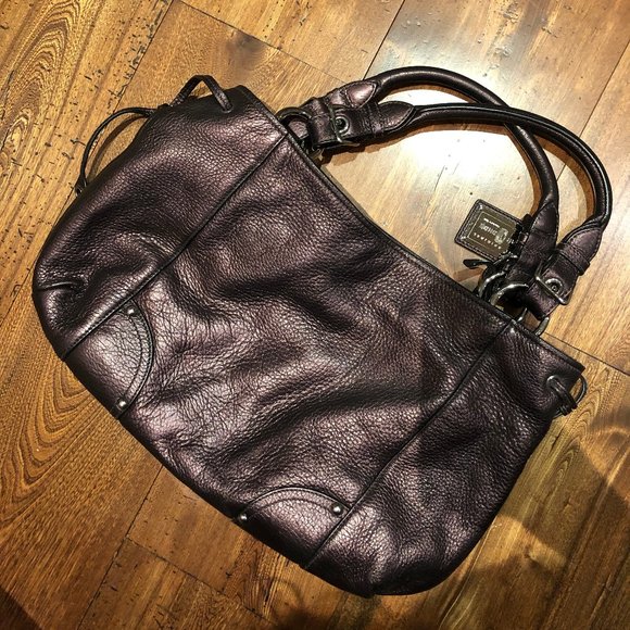 Car Shoe Metallic Leather Shoulder Bag - Picture 3 of 4
